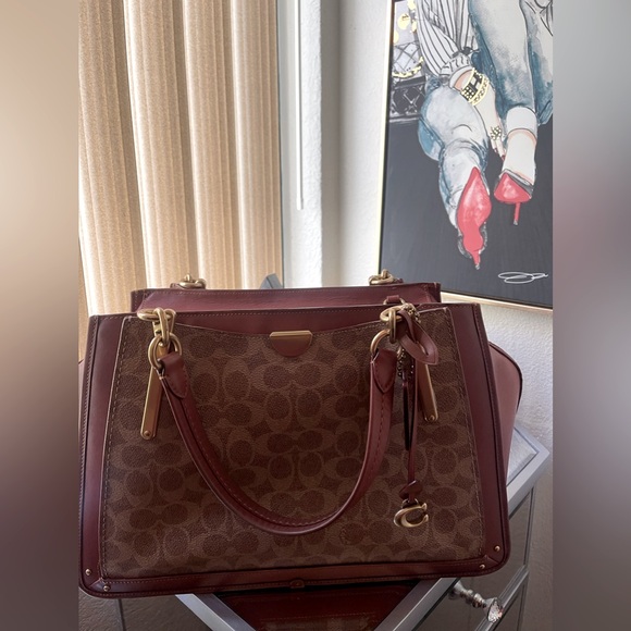 COACH ~BAG - Picture 2 of 7